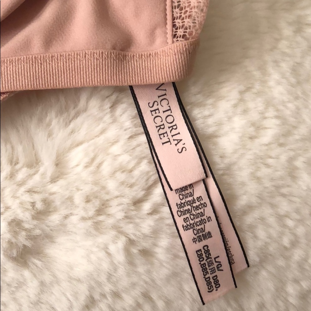 Victoria Secret Strappy Bralette - NWT - Large - Picture 3 of 6